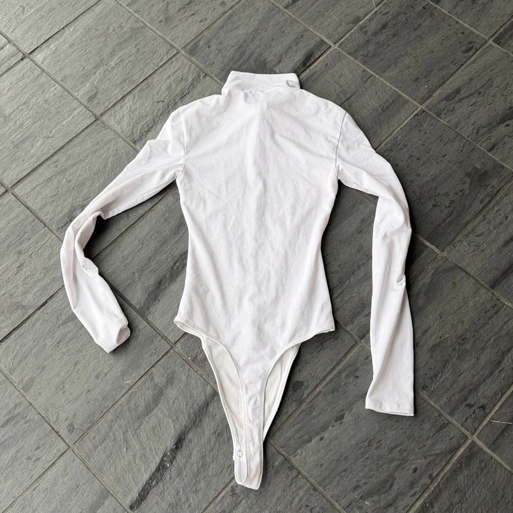 Good American Long Sleeve Front Zip Bodysuit - Picture 6 of 6